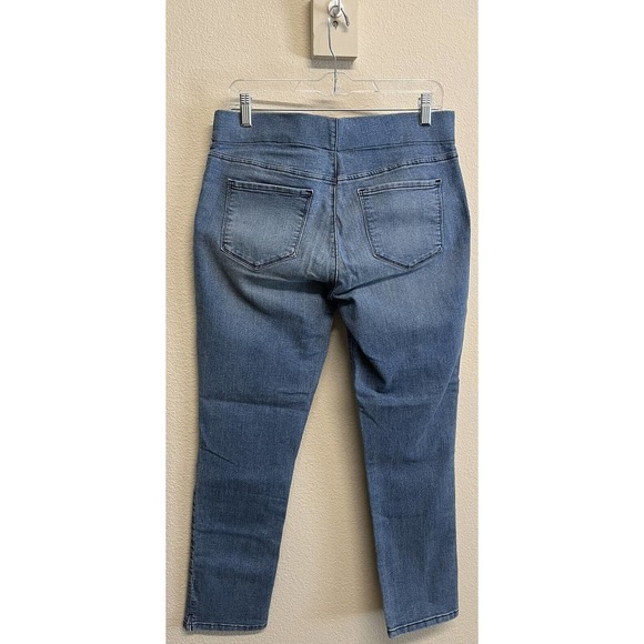 NYDJ Pull-On Straight-Leg Jeans with Side Slits- Cooper Reg size 6 light wash - Picture 3 of 10